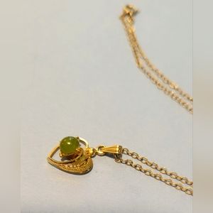 Lovely Vintage Child's Necklace marked 1/20 12k GF with Jade Stone